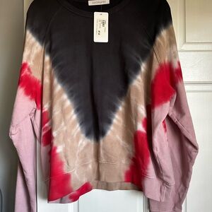 DAYDREAMER Tie-Dye V-Neck Pullover - Navy, Tan, Red, Pink